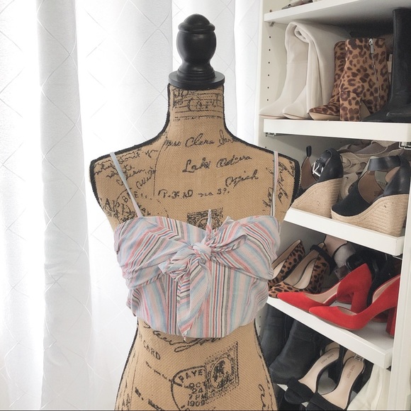 L’academie Tops - 🤩 strip crop top